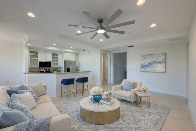 8290 NW 128th Lane 38-b, Parkland, FL 33076