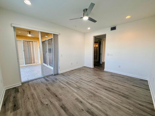 8290 NW 128th Lane 38-b, Parkland, FL 33076