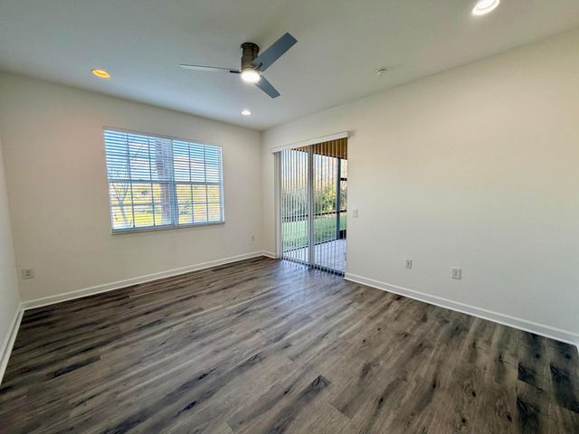 8290 NW 128th Lane 38-b, Parkland, FL 33076