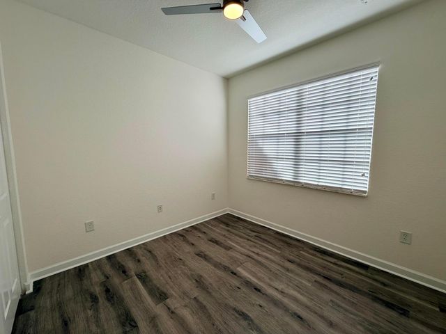 8290 NW 128th Lane 38-b, Parkland, FL 33076