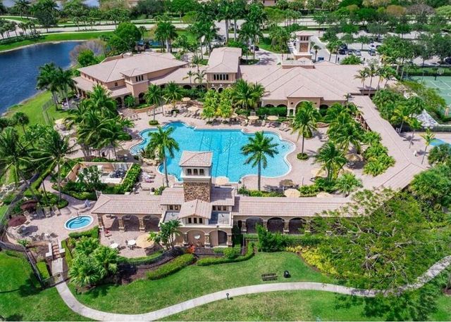 8290 NW 128th Lane 38-b, Parkland, FL 33076