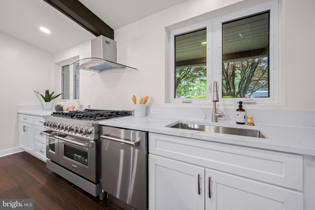 3405 WOODVALLEY DR, Pikesville, MD 21208