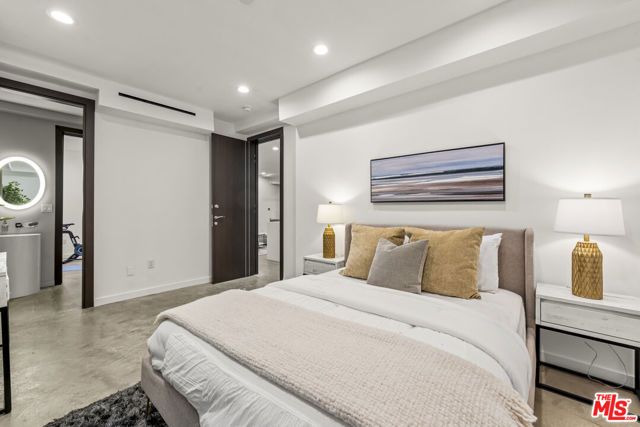 1847 Coldwater Canyon Drive, Beverly Hills, CA 90210