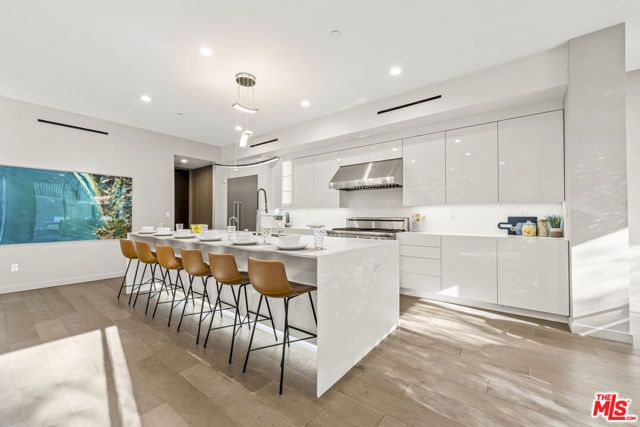 1847 Coldwater Canyon Drive, Beverly Hills, CA 90210