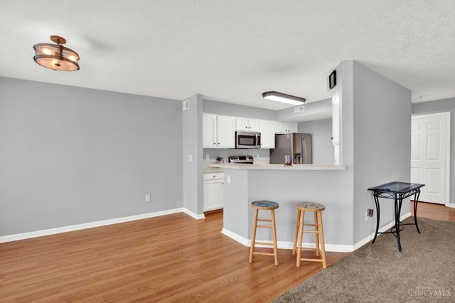 5884 Stonebridge Circle, Miami Twp, OH 45150