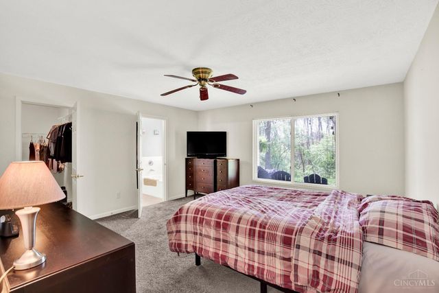 5884 Stonebridge Circle, Miami Twp, OH 45150