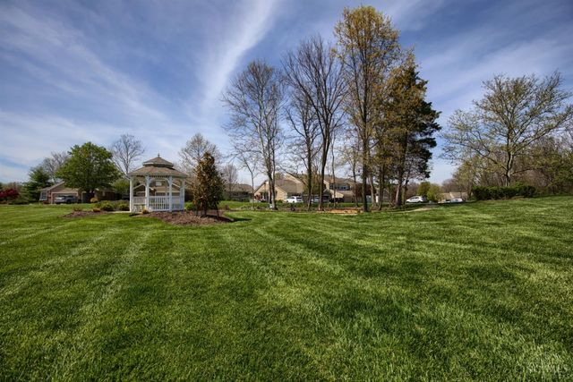 5884 Stonebridge Circle, Miami Twp, OH 45150