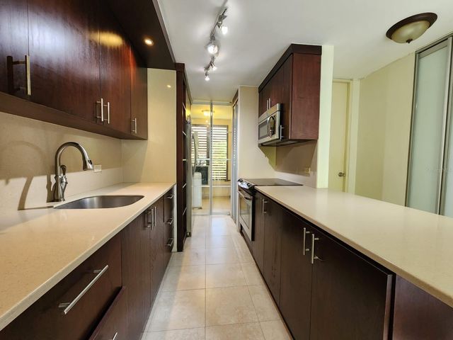 OLD SAN JUAN COND. LA PUNTILLA F-1 APT. 142, Old San Juan, PR 00901