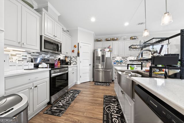 6873 Omaha Drive, Midland, GA 31820