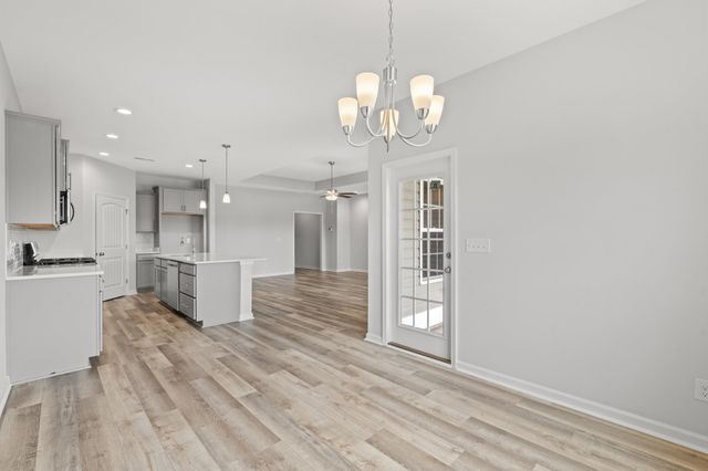 948 Woodside Dr., Conway, SC 29526