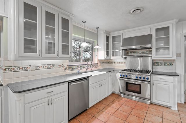 2815 Wilsonwood Drive, Denton, TX 76209