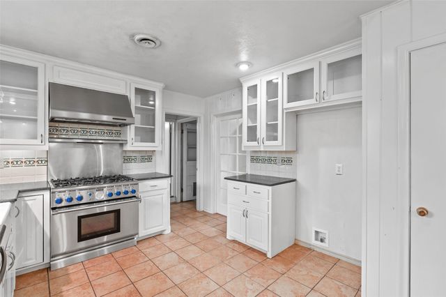 2815 Wilsonwood Drive, Denton, TX 76209