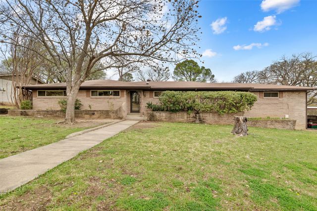 2815 Wilsonwood Drive, Denton, TX 76209