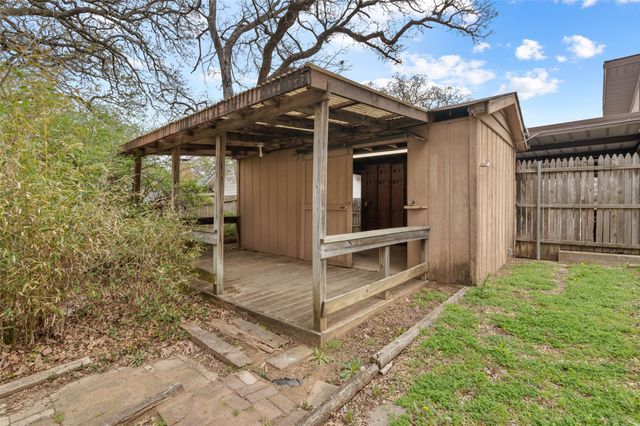 2815 Wilsonwood Drive, Denton, TX 76209