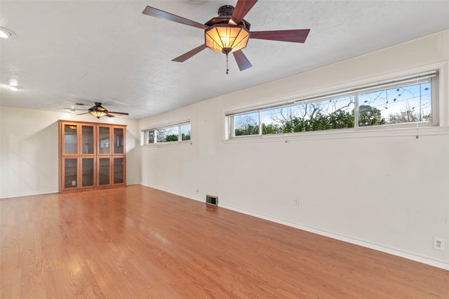 2815 Wilsonwood Drive, Denton, TX 76209