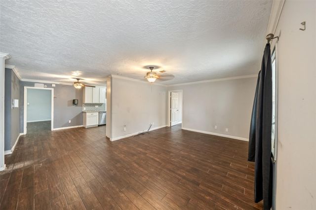 21630 Punkin St Street, New Caney, TX 77357