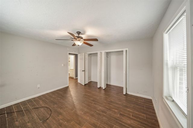 21630 Punkin St Street, New Caney, TX 77357