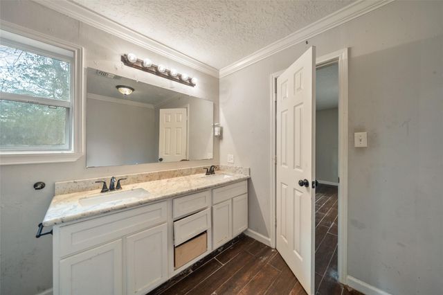 21630 Punkin St Street, New Caney, TX 77357