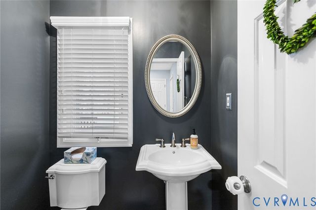 14202 Cove Ridge Ct, Midlothian, VA 23112