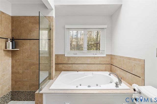 14202 Cove Ridge Ct, Midlothian, VA 23112