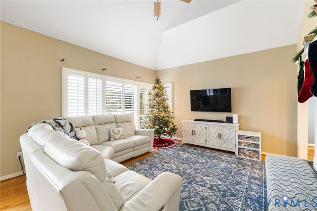 14202 Cove Ridge Ct, Midlothian, VA 23112