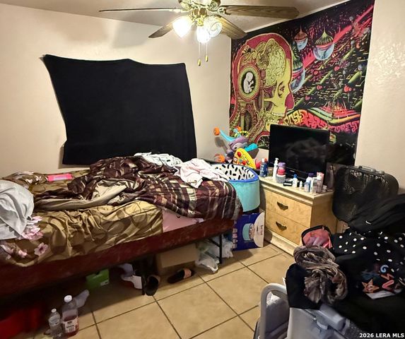 370 N San Gabriel Ave, San Antonio, TX 78237