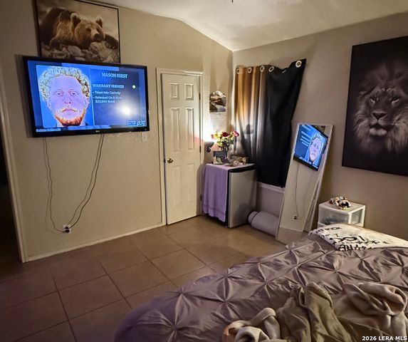 370 N San Gabriel Ave, San Antonio, TX 78237