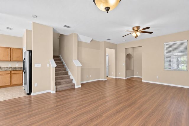 1327 PRIORY CIRCLE 1327, Winter Garden, FL 34787