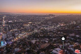 8692 Franklin Avenue, Los Angeles, CA 90069