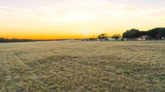 1826 Fm 731, Burleson, TX 76028