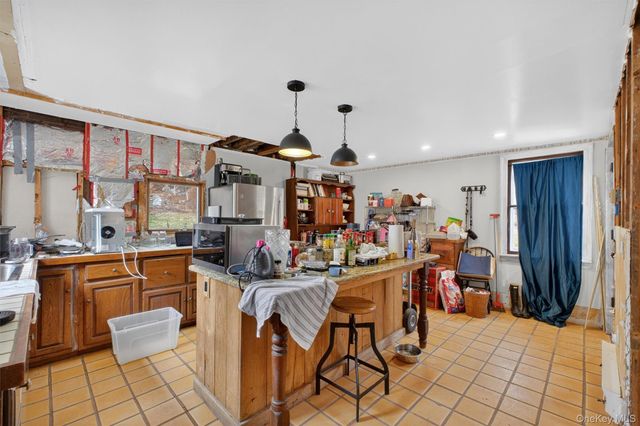 611 Peekskill Hollow Road, Putnam Valley, NY 10579