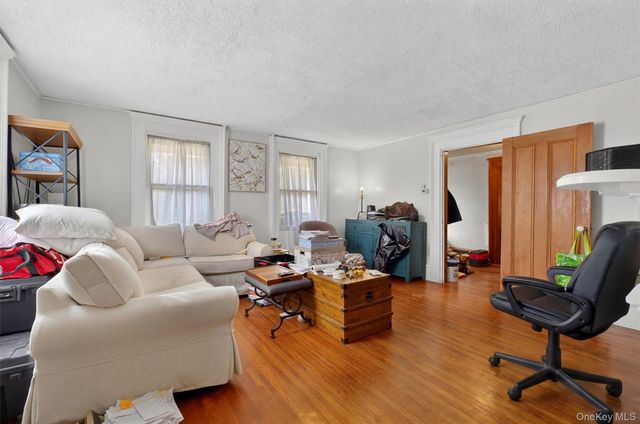 611 Peekskill Hollow Road, Putnam Valley, NY 10579