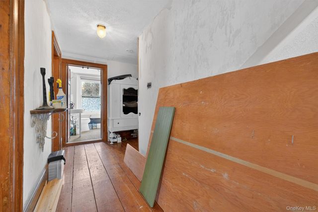 611 Peekskill Hollow Road, Putnam Valley, NY 10579