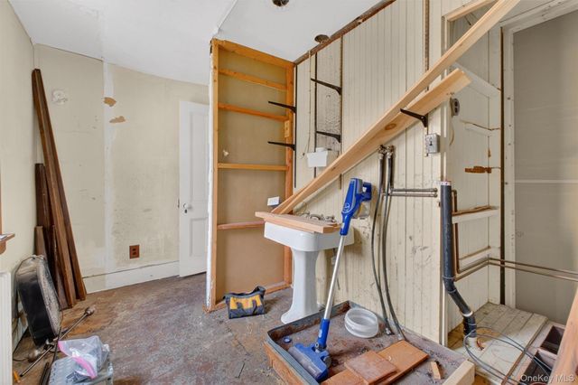 611 Peekskill Hollow Road, Putnam Valley, NY 10579