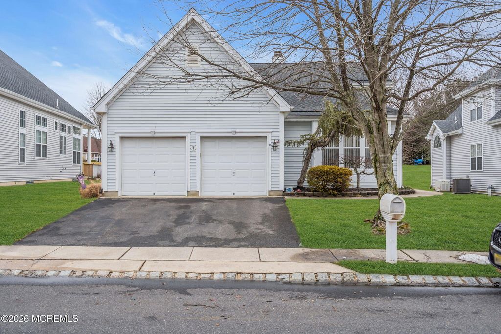 82 Mirage Boulevard, Barnegat, NJ 08005