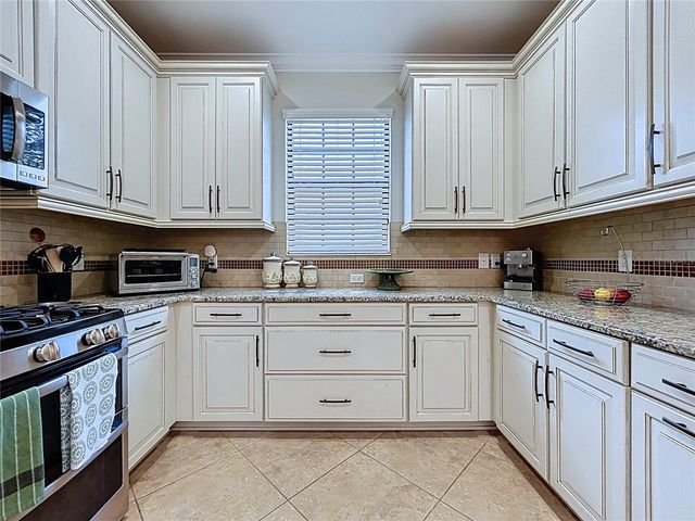 5102 SAVONA RUN, Bradenton, FL 34211