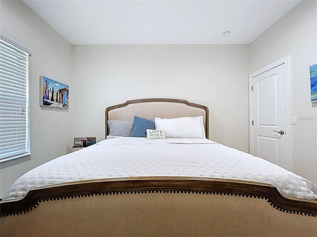 Image 26 of property listing at 5102 SAVONA RUN, Bradenton, FL 34211