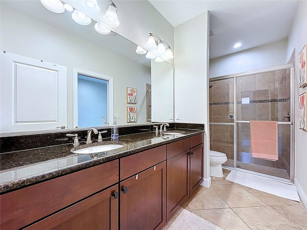 Image 30 of property listing at 5102 SAVONA RUN, Bradenton, FL 34211