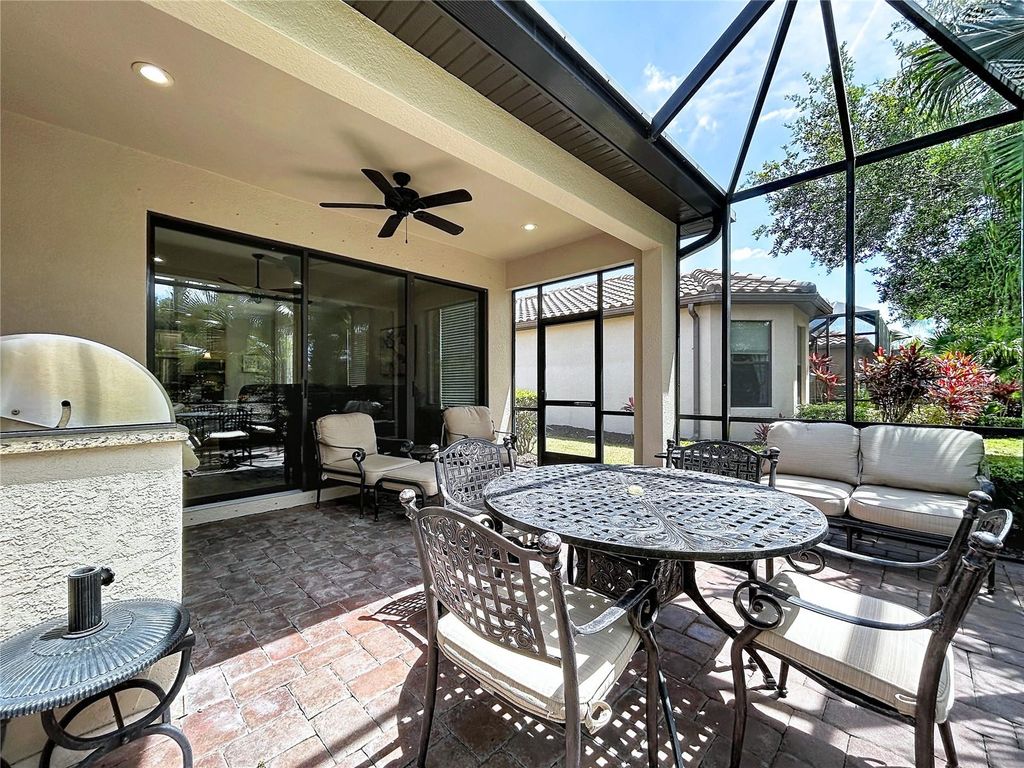 Image 40 of property listing at 5102 SAVONA RUN, Bradenton, FL 34211