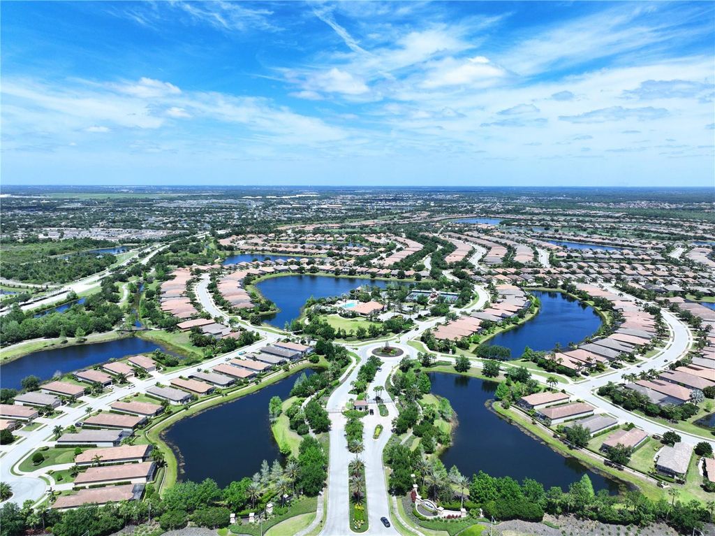 Image 60 of property listing at 5102 SAVONA RUN, Bradenton, FL 34211