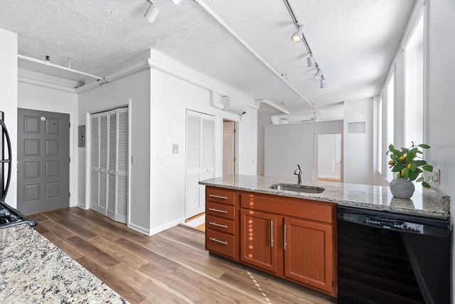 46 Washington St 303, Haverhill, MA 01830