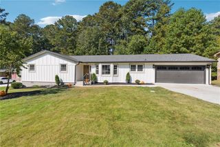 110 Jayne Ellen Court, Alpharetta, GA 30009