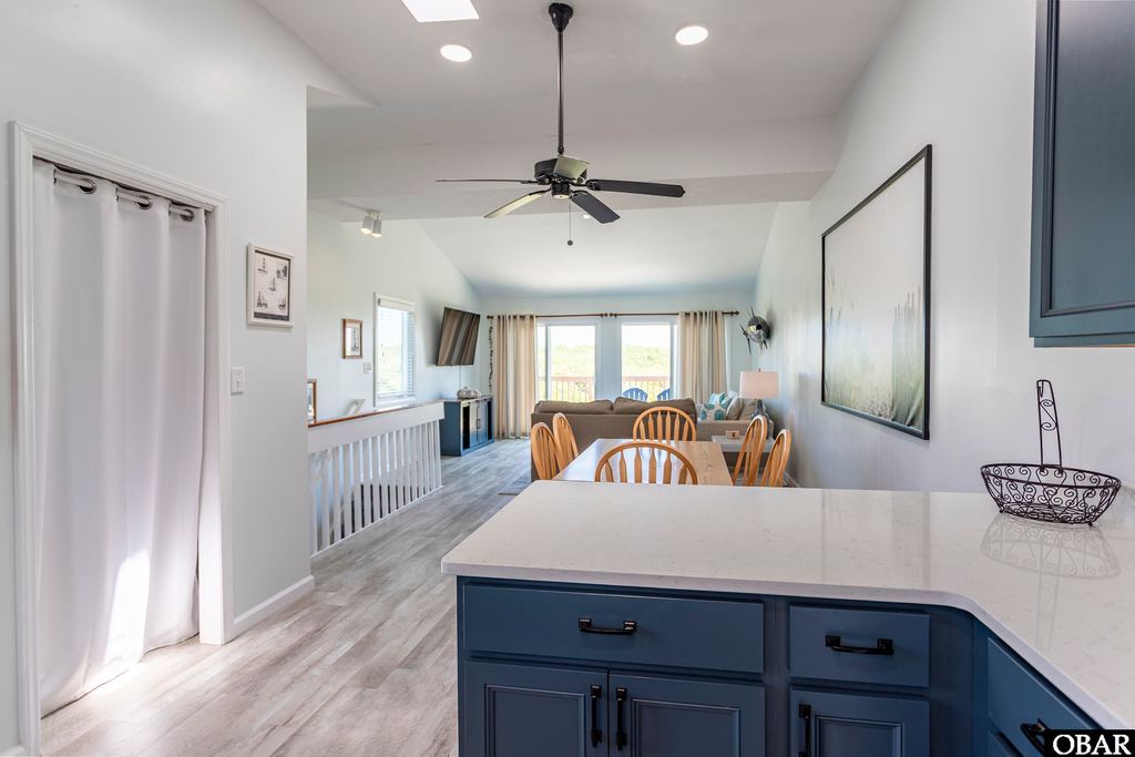 Image 2 of property listing at 1801 S Virginia Dare Trail Unit #7, Kill Devil Hills, NC 27948