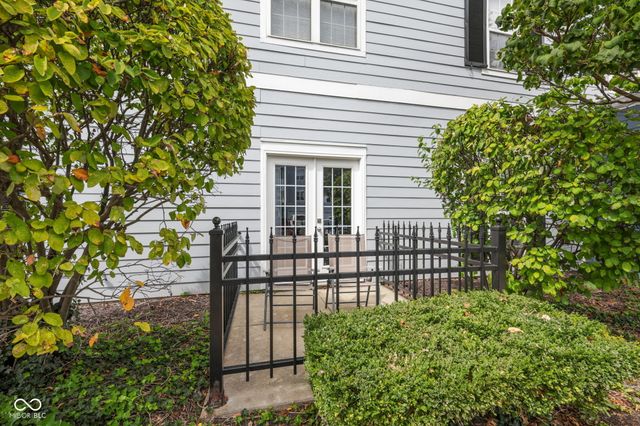 12863 Tradd Street 1C, Carmel, IN 46032