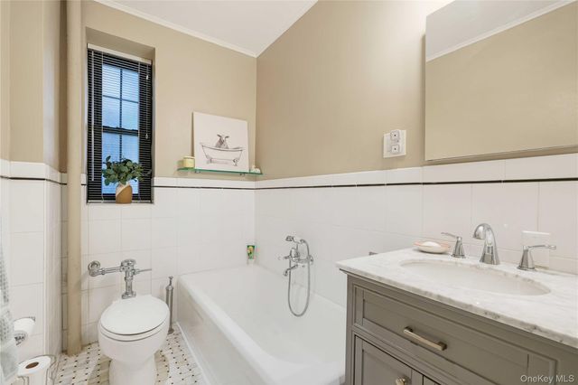 94-11 69th Avenue 102, Forest Hills, NY 11375