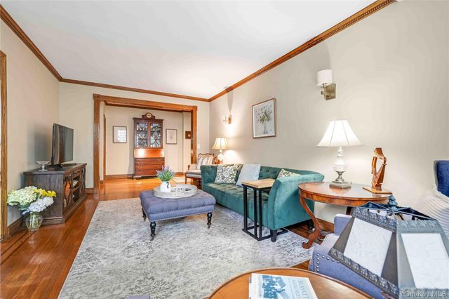 94-11 69th Avenue 102, Forest Hills, NY 11375