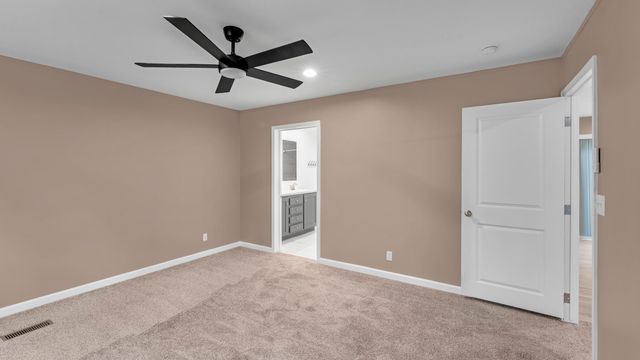 380 Dike Road, Bonneau, SC 29431