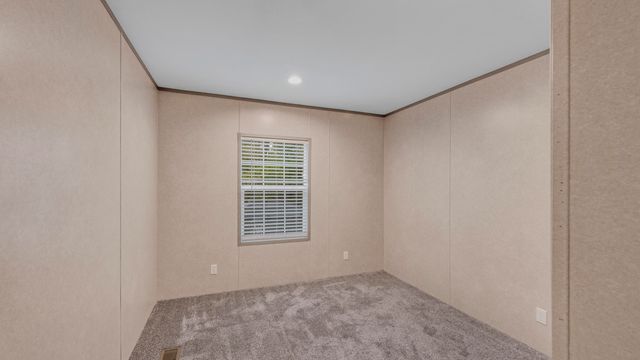 380 Dike Road, Bonneau, SC 29431