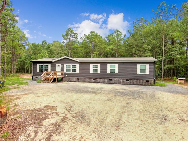 380 Dike Road, Bonneau, SC 29431