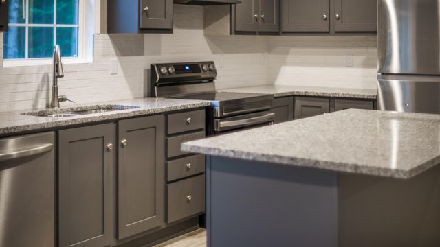 380 Dike Road, Bonneau, SC 29431